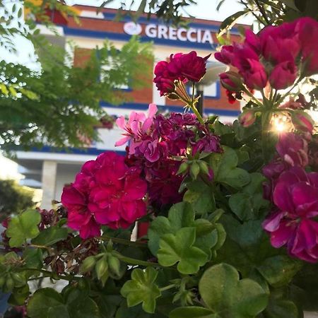Exclusive Greccia Inn Dhërmi Exterior foto
